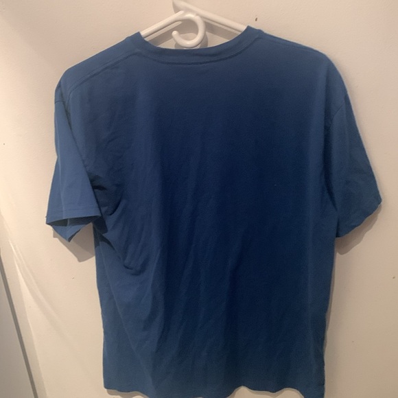 Beautiful Blue Crewneck True Classic Tees SZ XL - Picture 4 of 4